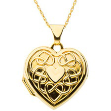 beautiful heart necklace
